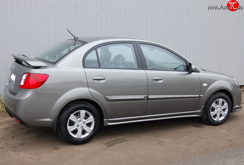 5 999 р. Пороги накладки GT Dynamics KIA Rio 2 JB дорестайлинг седан (2005-2009) (Неокрашенные)  с доставкой в г. Вологда