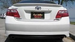 7 349 р. Накладка заднего бампера SARONA Toyota Camry XV40 рестайлинг (2009-2011) (Неокрашенная)  с доставкой в г. Вологда. Увеличить фотографию 2