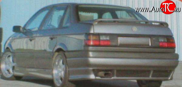 4 499 р. Накладка заднего бампера Rieger Volkswagen Passat B3 седан (1988-1993)  с доставкой в г. Вологда