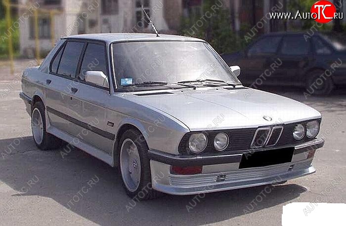 4 499 р. Накладка на передний бампер Jaguar BMW 5 серия E28 седан (1981-1988)  с доставкой в г. Вологда