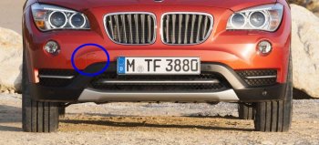 Заглушка в передний бампер SAT (под крюк, рестайлинг) BMW X1  E84 (2009-2015)