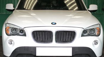 6 199 р. Защитная сетка решетки радиатора Стрелка 11 Премиум (алюминий)  BMW X1  E84 (2009-2015) (Цвет: черный)  с доставкой в г. Вологда. Увеличить фотографию 2