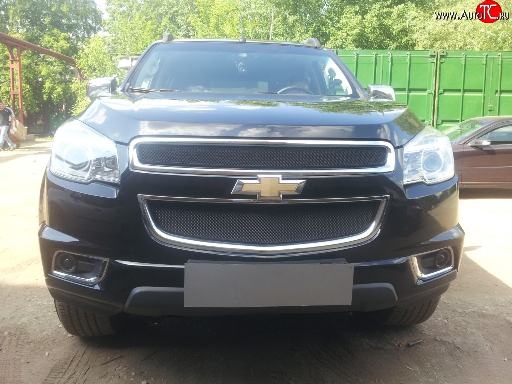 1 469 р. Нижняя сетка на бампер Russtal (черная) Chevrolet Trailblazer GM800 дорестайлинг (2012-2016)  с доставкой в г. Вологда