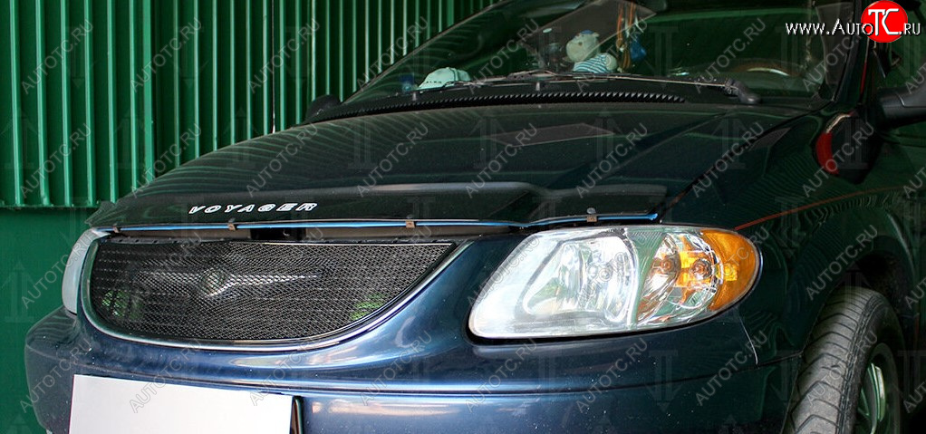 5 199 р. Защитная сетка решетки радиатора Стрелка 11 Премиум (алюминий) Chrysler Voyager RG минивэн дорестайлинг (2000-2004) (Цвет: черный)  с доставкой в г. Вологда