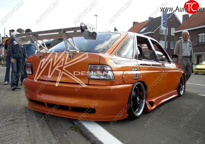 28 999 р. Задний бампер WK Ford Escort ANL 1-ый рестайлинг универсал (1992-1994)  с доставкой в г. Вологда