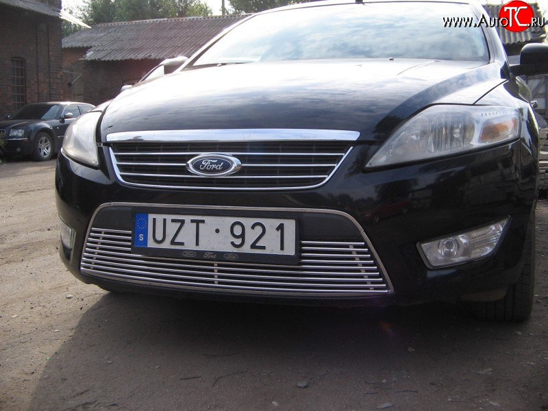 6 499 р. Декоративная вставка воздухозаборника Berkut Ford Mondeo Mk4,BD дорестайлинг, седан (2007-2010)  с доставкой в г. Вологда