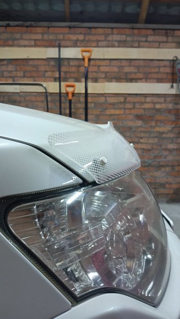 2 199 р. Дефлектор капота CA-Plastiс  Mitsubishi Pajero  4 V90 (2006-2020) дорестайлинг, 1-ый рестайлинг, 2-ой рестайлинг (серия Шелкография белая)  с доставкой в г. Вологда. Увеличить фотографию 4