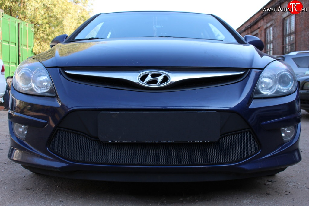 1 469 р. Сетка на бампер Russtal (черная) Hyundai I30 FD универсал рестайлинг (2010-2012)  с доставкой в г. Вологда