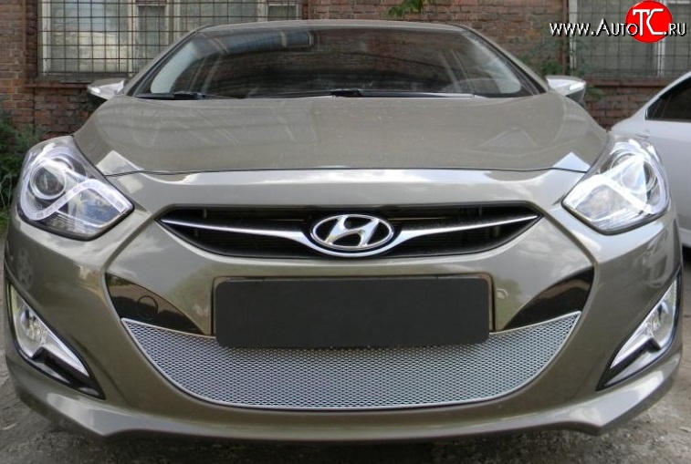 2 349 р. Сетка на бампер Russtal (хром) Hyundai I40 1 VF дорестайлинг седан (2011-2015)  с доставкой в г. Вологда