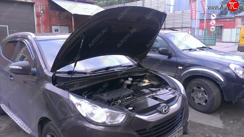 2 969 р. Газовый упор капота Broomer Hyundai IX35 LM рестайлинг (2013-2018)  с доставкой в г. Вологда