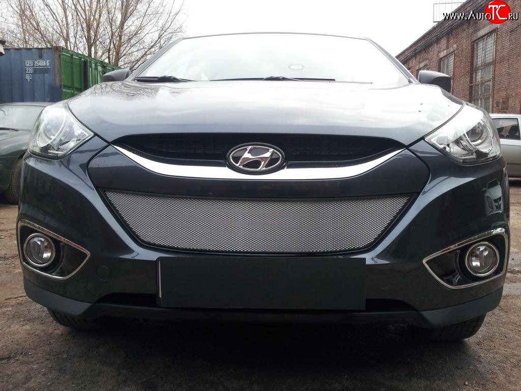 2 199 р. Сетка на бампер Russtal (хром) Hyundai IX35 LM дорестайлинг (2009-2013)  с доставкой в г. Вологда