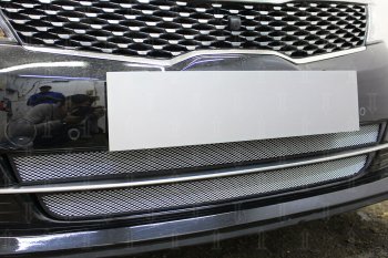 4 649 р. Защитная сетка радиатора в бампер (ячейка 3х7 мм, GT/GT-Line) Стрелка11 Стандарт  KIA Optima  4 JF (2015-2018) дорестайлинг универсал, дорестайлинг седан (хром)  с доставкой в г. Вологда. Увеличить фотографию 2