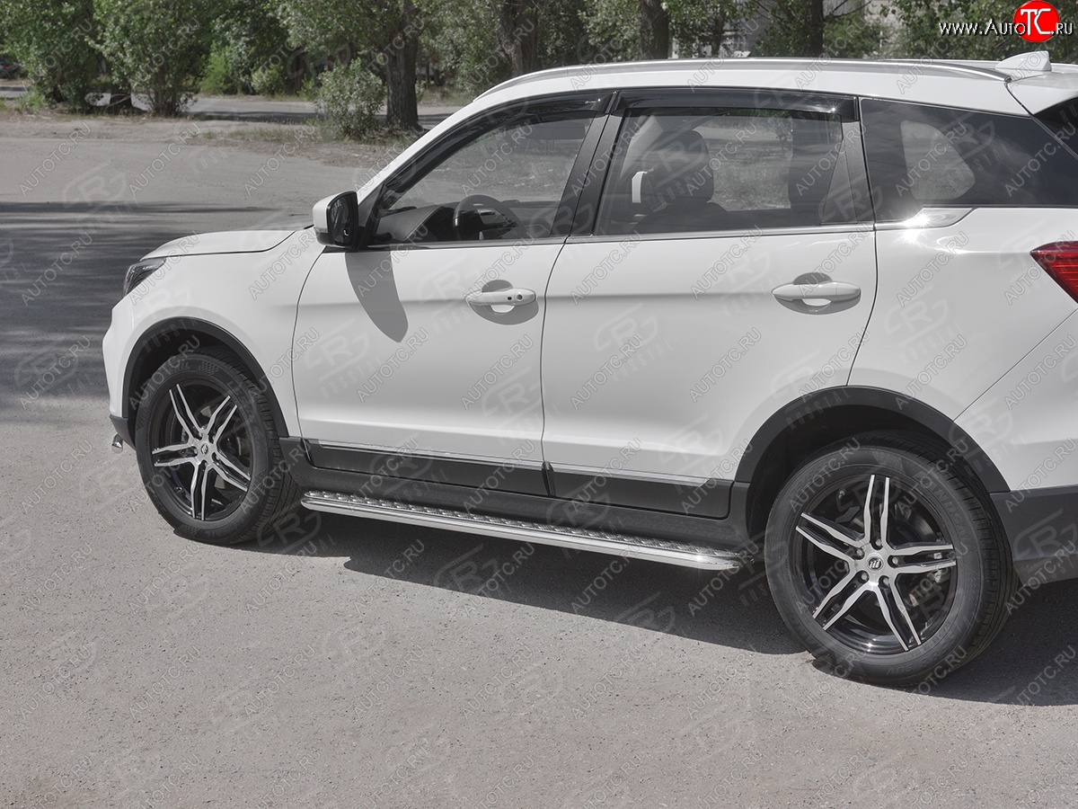 22 999 р. Порожки для ног SLITKOFF (Ø42 мм) Lifan X70 (2018-2025) (Лист алюминиевый, труба - сталь окрашенная в черный цвет)  с доставкой в г. Вологда