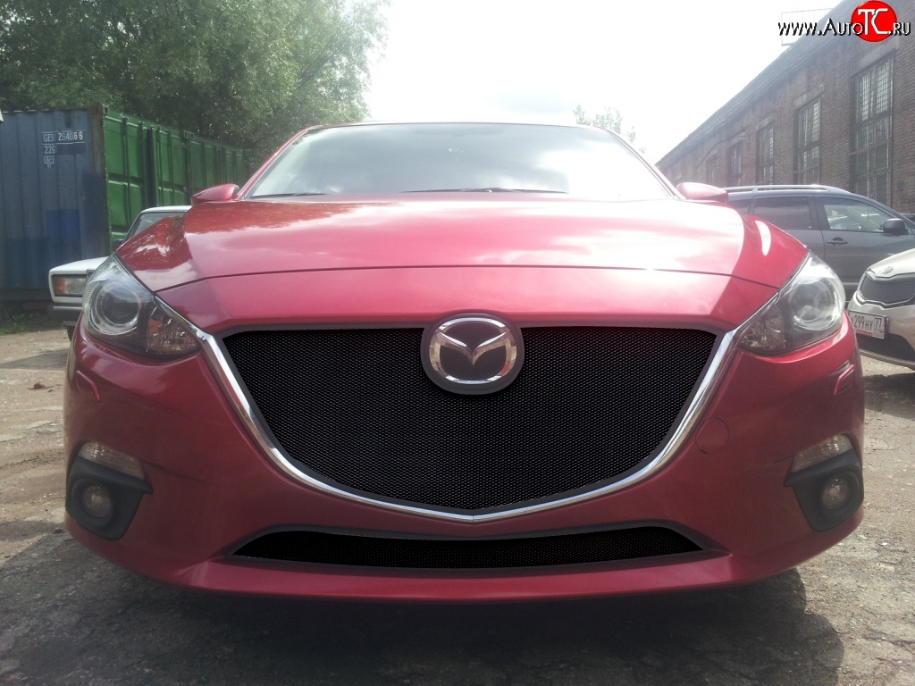 1 699 р. Сетка в решетку радиатора Russtal Mazda 3/Axela BM дорестайлинг седан (2013-2016) (черная)  с доставкой в г. Вологда