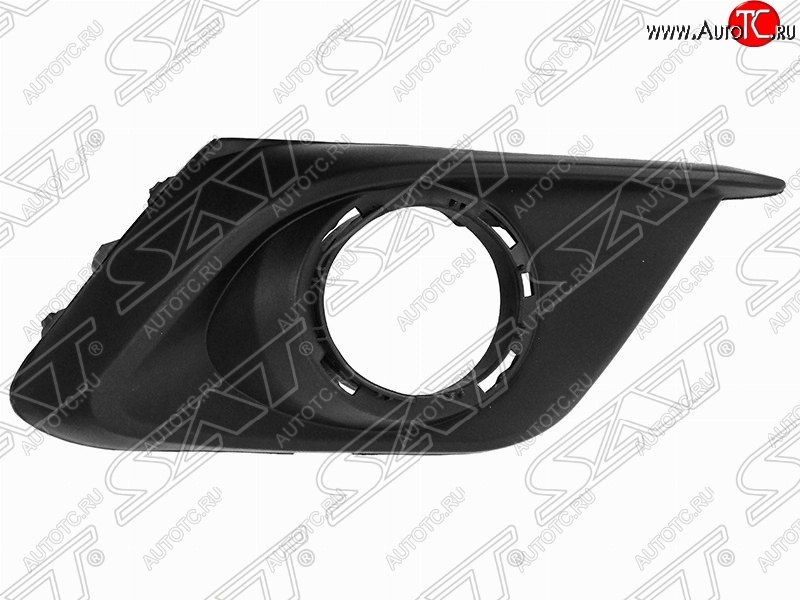 499 р. Правая оправа противотуманной фары SAT (под хром) Mazda 3/Axela BM дорестайлинг, хэтчбэк (2013-2016)  с доставкой в г. Вологда