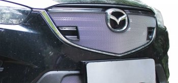 1 639 р. Защитная сетка на решетку радиатор Russtal Mazda CX-5 KE рестайлинг (2015-2017) (чёрная, без выреза под парктронник)  с доставкой в г. Вологда. Увеличить фотографию 2