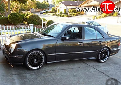 8 149 р. Пороги накладки AMG Mercedes-Benz E-Class W210 дорестайлинг седан (1996-1999) (Неокрашенные)  с доставкой в г. Вологда