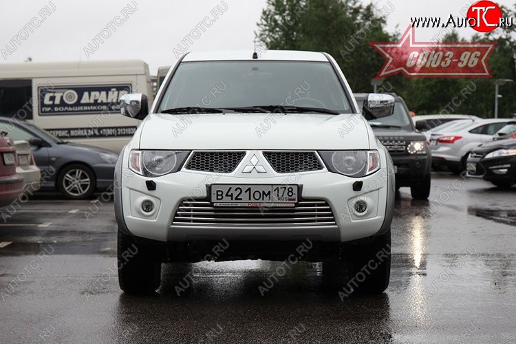 5 489 р. Декоративный элемент воздухозаборника Souz-96 (d16) Mitsubishi L200 5 KK,KL дорестайлинг (2015-2019)  с доставкой в г. Вологда