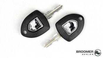 22 749 р. Багажный бокс Broomer Venture (420 л/189x89x40 см) на крышу   (Покрытие: шагрень, Цвет: чёрный)  с доставкой в г. Вологда. Увеличить фотографию 11