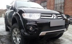 1 469 р. Сетка на бампер (рестайлинг) Russtal (черная) Mitsubishi Pajero Sport PB рестайлинг (2013-2017)  с доставкой в г. Вологда. Увеличить фотографию 3
