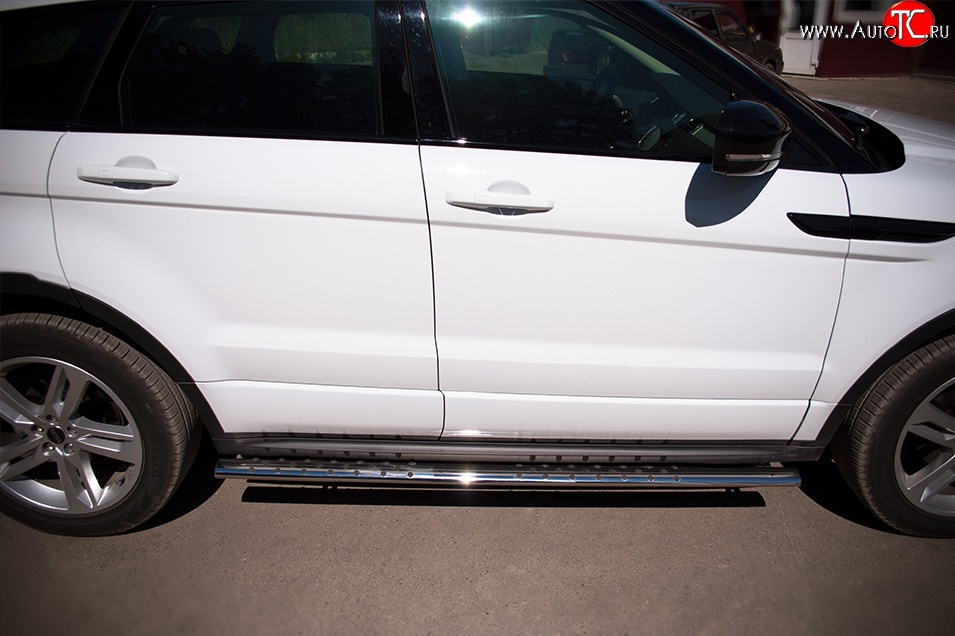 16 649 р. Защита порогов Russtal из овальной трубы с проступью (Dynamic) Land Rover Range Rover Evoque 1 L538 дорестайлинг 5 дв. (2011-2015)  с доставкой в г. Вологда