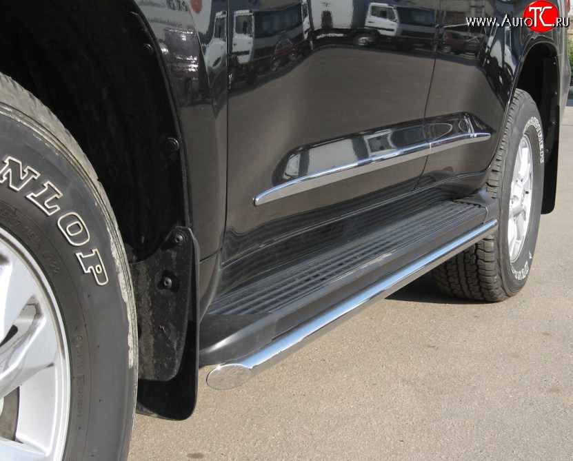 66 999 р. Защита порогов Russtal из круглой трубы диаметром 42 мм Toyota Land Cruiser 200 дорестайлинг (2007-2012) (Защита порогов с со скосами на торцах (вариант 1))  с доставкой в г. Вологда