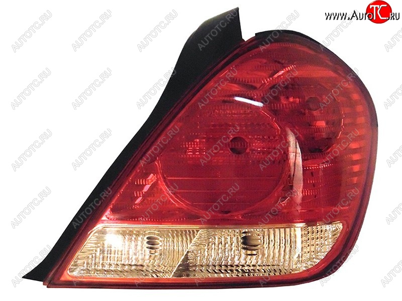 3 599 р. Правый фонарь (рестайлинг) SAT Nissan Bluebird Sylphy седан G10 дорестайлинг (2000-2003)  с доставкой в г. Вологда