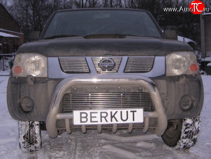 5 099 р. Декоративная вставка воздухозаборника Berkut Nissan NP300 (2008-2013)  с доставкой в г. Вологда