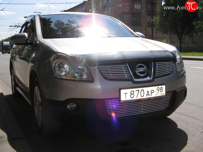 4 399 р. Декоративная вставка решетки радиатора Berkut Nissan Qashqai 1 дорестайлинг (2007-2010)  с доставкой в г. Вологда