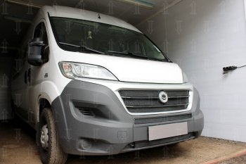 4 099 р. Защитная сетка в бампер (низ, 2 части, ячейка 3х7 мм) Alfeco Стандарт Fiat Ducato 290 (2014-2025) (Чёрная)  с доставкой в г. Вологда. Увеличить фотографию 4
