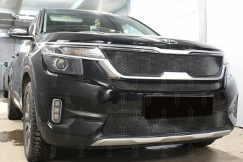 2 799 р. Защитная сетка в бампер (низ, с датчиком SCC, ячейка 3х7 мм) Alfeco Стандарт KIA Seltos (2019-2025) (Чёрная)  с доставкой в г. Вологда. Увеличить фотографию 4