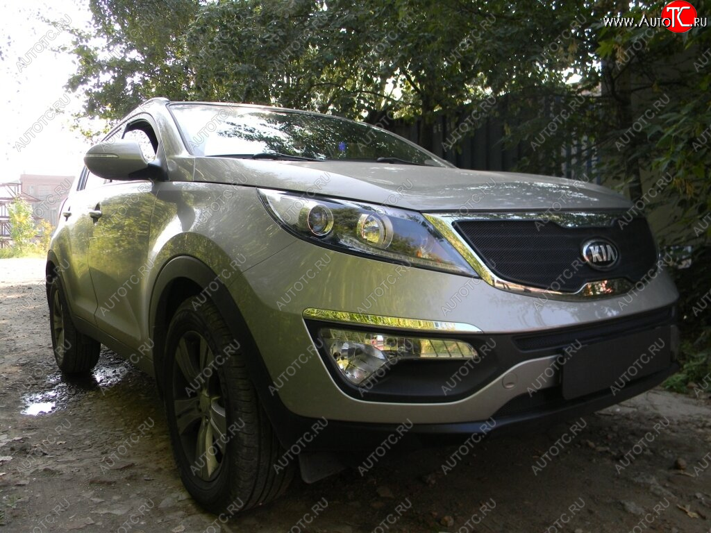 3 199 р. Защитная сетка в бампер (верх, ячейка 3х7 мм) Alfeco Стандарт  KIA Sportage  3 SL (2014-2016) рестайлинг (Чёрная)  с доставкой в г. Вологда