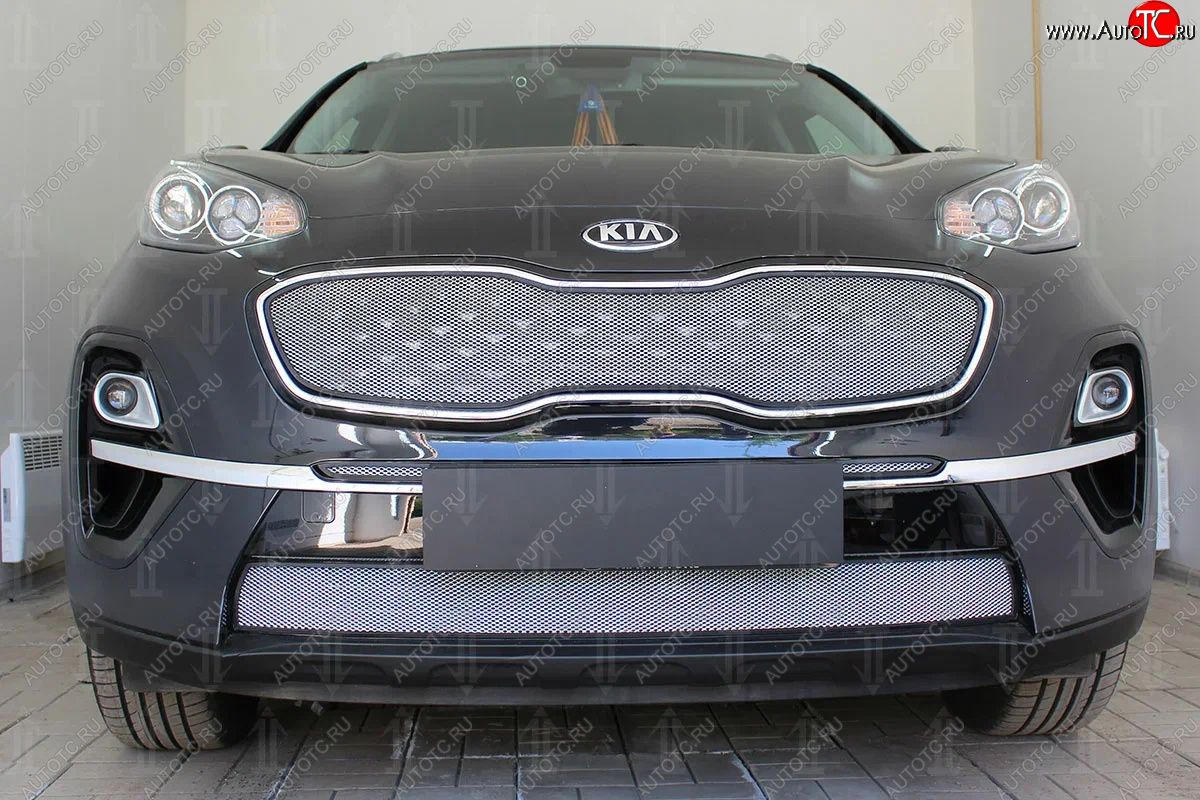 3 899 р. Защитная сетка в бампер (верх, ячейка 3х7 мм) Alfeco Стандарт  KIA Sportage  4 QL (2018-2022) рестайлинг (Хром)  с доставкой в г. Вологда