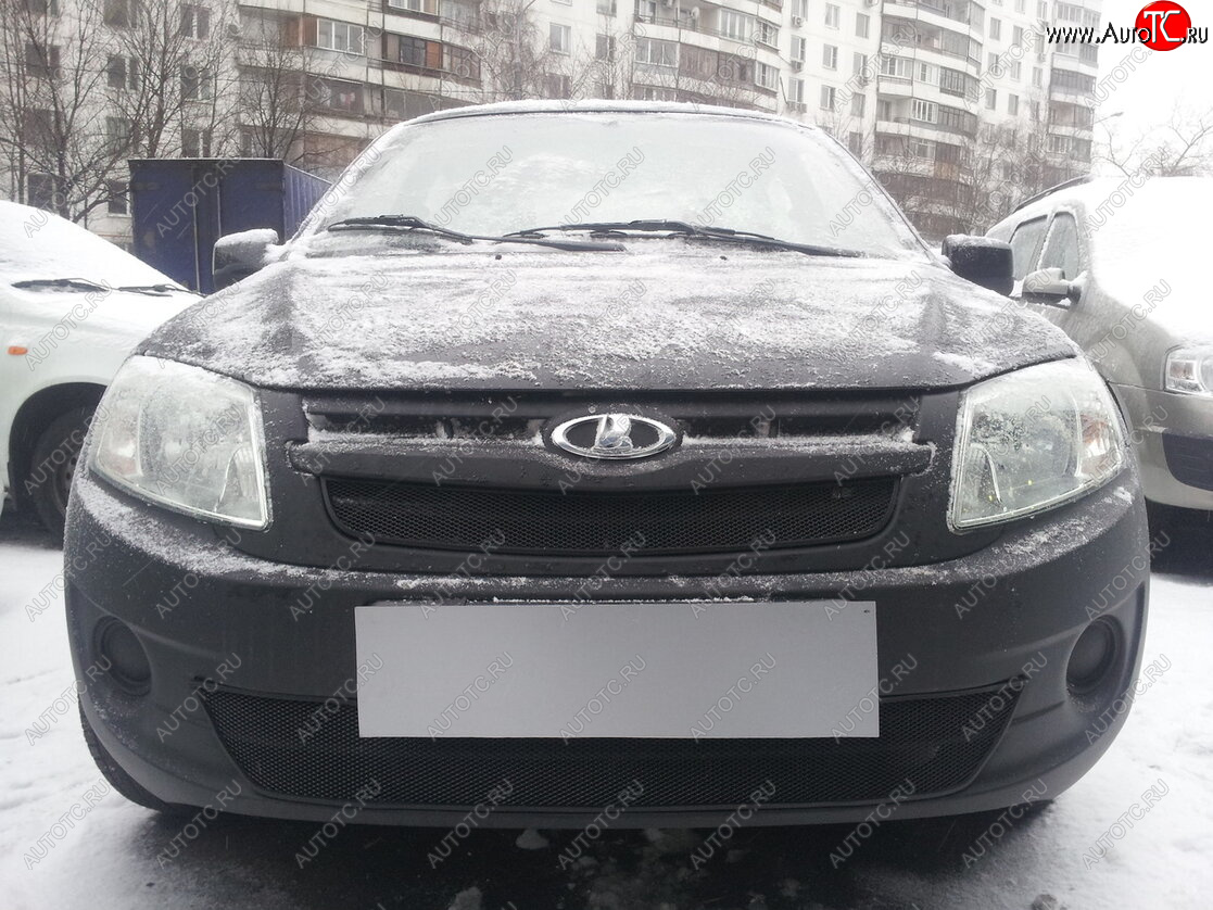 4 199 р. Защитная сетка в бампер (2 части, ячейка 3х7 мм) Alfeco Стандарт Лада Гранта 2190 седан  дорестайлинг (2011-2017) (Чёрная)  с доставкой в г. Вологда