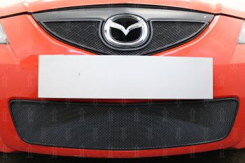 3 149 р. Защитная сетка в бампер (верх, ячейка 3х7 мм) Alfeco Стандарт  Mazda 3/Axela  BK (2006-2009) рестайлинг седан (Чёрная)  с доставкой в г. Вологда. Увеличить фотографию 4