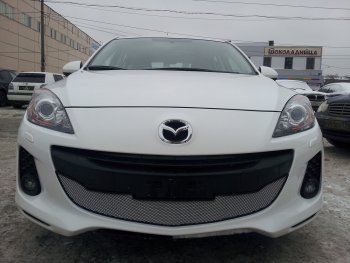 3 599 р. Защитная сетка в бампер (низ, ячейка 3х7 мм) Alfeco Стандарт  Mazda 3/Axela  BL (2011-2013) рестайлинг седан, рестайлинг, хэтчбэк (Хром)  с доставкой в г. Вологда. Увеличить фотографию 4