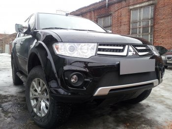 3 089 р. Защитная сетка в бампер (низ, ячейка 3х7 мм) Alfeco Стандарт Mitsubishi L200 4  рестайлинг (2013-2016) (Чёрная)  с доставкой в г. Вологда. Увеличить фотографию 2