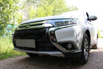 7 349 р. Защитная сетка в бампер (4 части, ячейка 3х7 мм) Alfeco Стандарт  Mitsubishi Outlander  GF (2015-2018) 2-ой рестайлинг (Чёрная)  с доставкой в г. Вологда. Увеличить фотографию 2