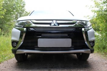 7 599 р. Защитная сетка в бампер (4 части, ячейка 3х7 мм) Alfeco Стандарт  Mitsubishi Outlander  GF (2015-2018) 2-ой рестайлинг (Хром)  с доставкой в г. Вологда. Увеличить фотографию 3