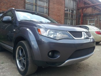 3 169 р. Защитная сетка в бампер (низ, ячейка 3х7 мм) Alfeco Стандарт Mitsubishi Outlander XL (CW)  дорестайлинг (2005-2009) (Чёрная)  с доставкой в г. Вологда. Увеличить фотографию 3
