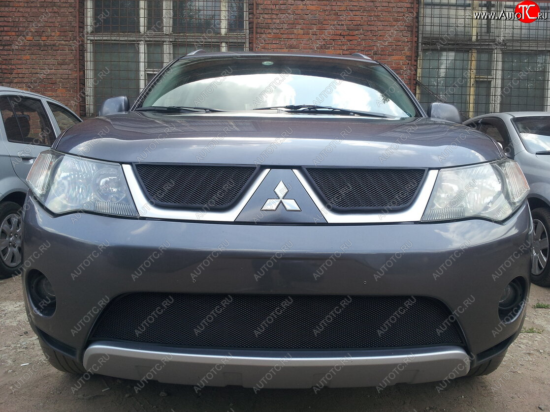 3 169 р. Защитная сетка в бампер (низ, ячейка 3х7 мм) Alfeco Стандарт Mitsubishi Outlander XL (CW)  дорестайлинг (2005-2009) (Чёрная)  с доставкой в г. Вологда