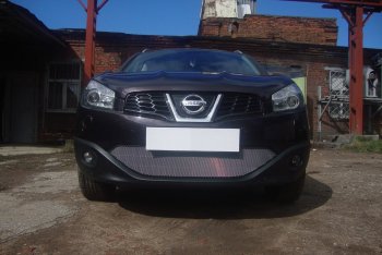 3 599 р. Защитная сетка в бампер (низ, ячейка 3х7 мм) Стрелка11 Стандарт  Nissan Qashqai  1 (2010-2013) J10 рестайлинг (Хром)  с доставкой в г. Вологда. Увеличить фотографию 4