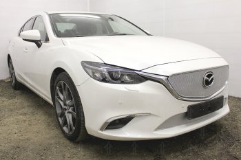 5 949 р. Защитная сетка в бампер (верх, компл.Supreme, Supreme Plus, Executive, ячейка 4х10 мм) Alfeco Премиум  Mazda 6  GJ (2015-2018) 1-ый рестайлинг седан (Хром)  с доставкой в г. Вологда. Увеличить фотографию 2