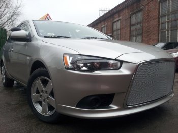 6 199 р. Защитная сетка в бампер (ячейка 3х7 мм) Alfeco Стандарт Mitsubishi Lancer 10 CY седан рестайлинг (2011-2017) (Хром)  с доставкой в г. Вологда. Увеличить фотографию 3