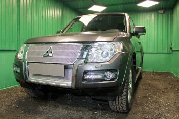4 299 р. Защитная сетка в бампер (низ, ячейка 4х10 мм) Стрелка11 Премиум Mitsubishi Pajero 4 V90 2-ой рестайлинг (2014-2020) (Хром)  с доставкой в г. Вологда. Увеличить фотографию 3
