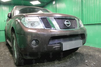 4 099 р. Защитная сетка в бампер (низ, ячейка 4х10 мм) Стрелка11 Премиум Nissan Navara 2 D40 рестайлинг (2010-2016) (Чёрная)  с доставкой в г. Вологда. Увеличить фотографию 3