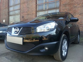4 549 р. Защитная сетка в бампер (низ, ячейка 4х10 мм) Стрелка11 Премиум Nissan Qashqai 1 J10 рестайлинг (2010-2013) (Чёрная)  с доставкой в г. Вологда. Увеличить фотографию 2