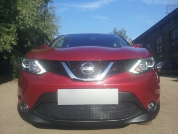 Защитная сетка в бампер (низ, ячейка 4х10 мм) Стрелка11 Премиум Nissan Qashqai  2 (2013-2019) J11 дорестайлинг (Чёрная)