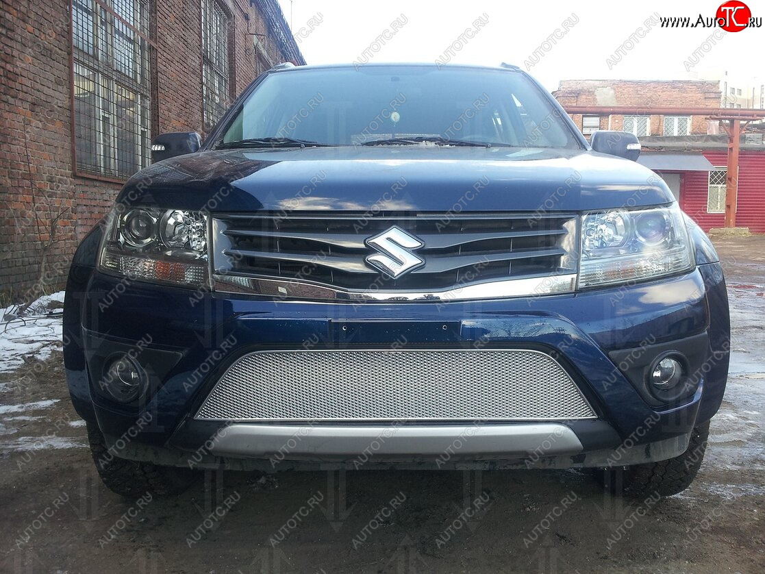 4 299 р. Защитная сетка в бампер (низ, ячейка 4х10 мм) Стрелка11 Премиум Suzuki Grand Vitara JT 5 дверей 2-ой рестайлинг (2012-2016) (Хром)  с доставкой в г. Вологда