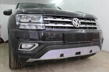 4 699 р. Защитная сетка в бампер (низ, ячейка 4х10 мм) Стрелка11 Премиум  Volkswagen Teramont  CA1 (2016-2020) дорестайлинг (Хром)  с доставкой в г. Вологда. Увеличить фотографию 2